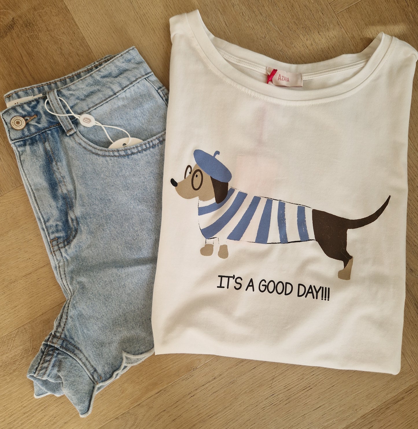 T-shirt Teckel – Wit/Blauw