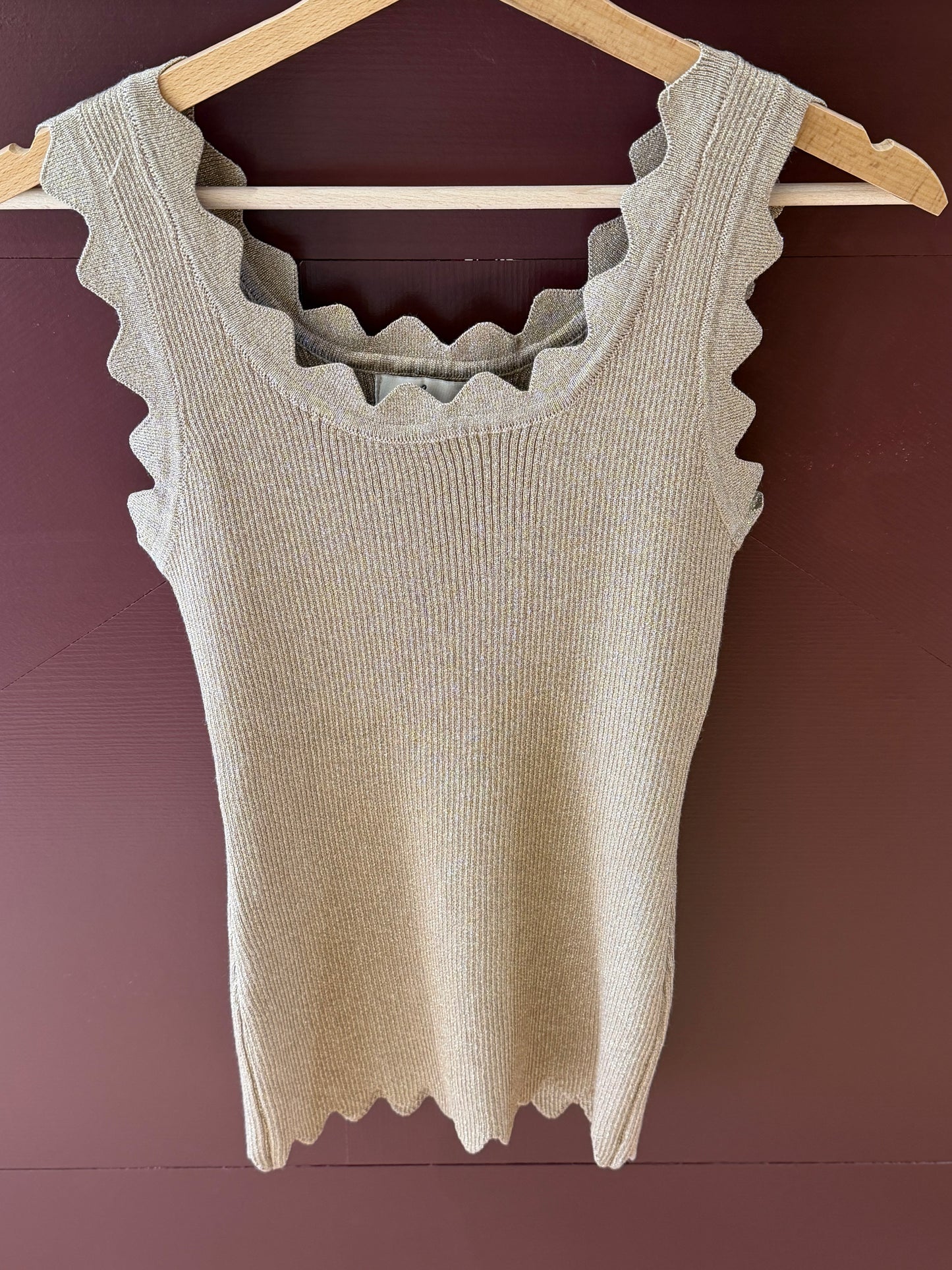 Basic top