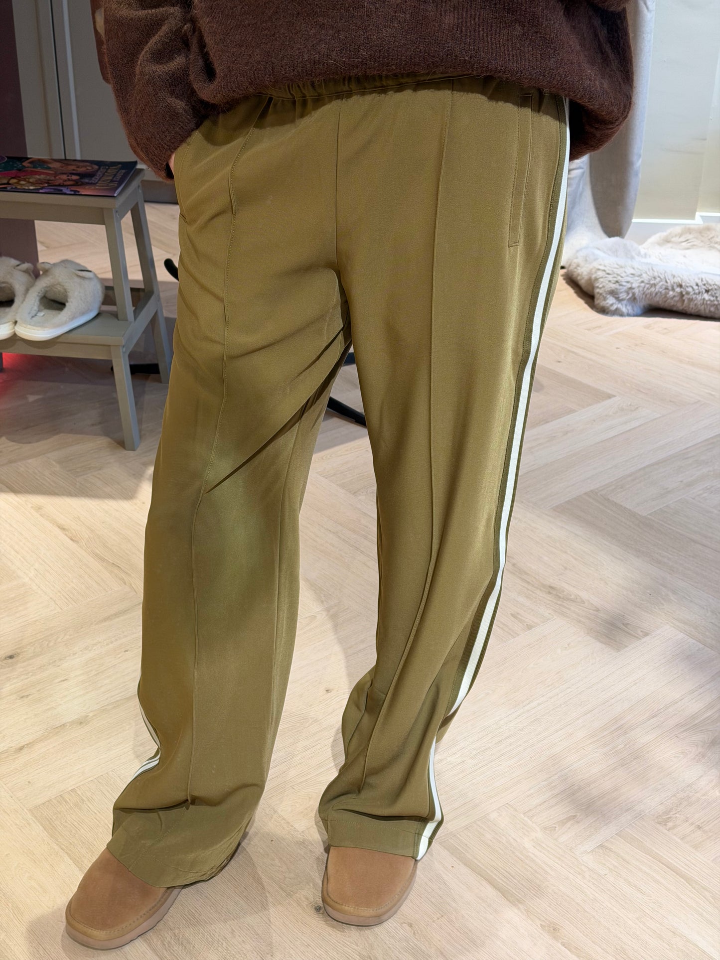 Broek groen streep