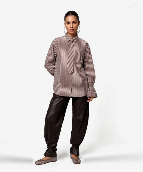 Tayla-tie brown blouse